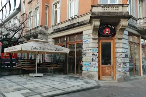 Pizza Pazza