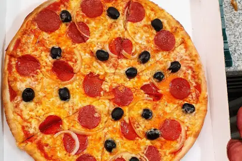 Mori's Pizza