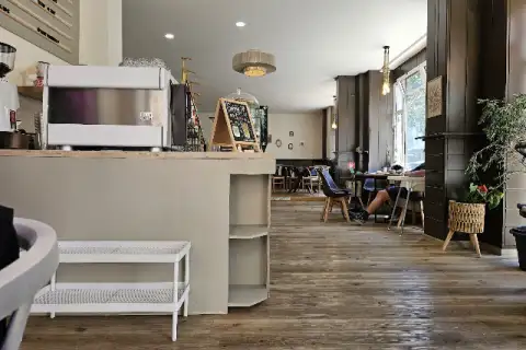 Mantika Cafe