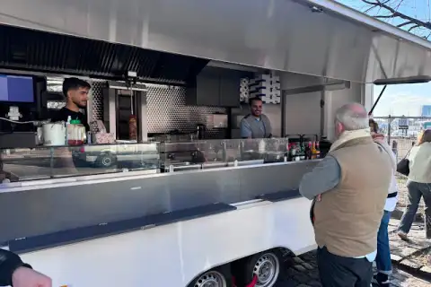 Bites & Vibes