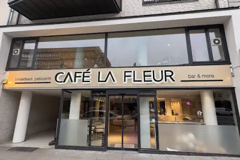 CAFE LA FLEUR