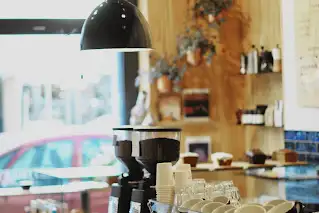 Refinery High End Coffee