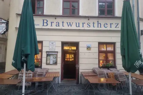 Bratwurstherzl