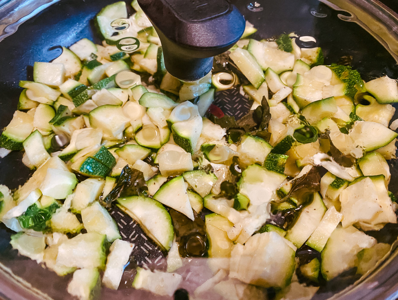 Italienische Pasta - Tagliatelle mit Zucchini-Quark-Soße - Good Morning ...